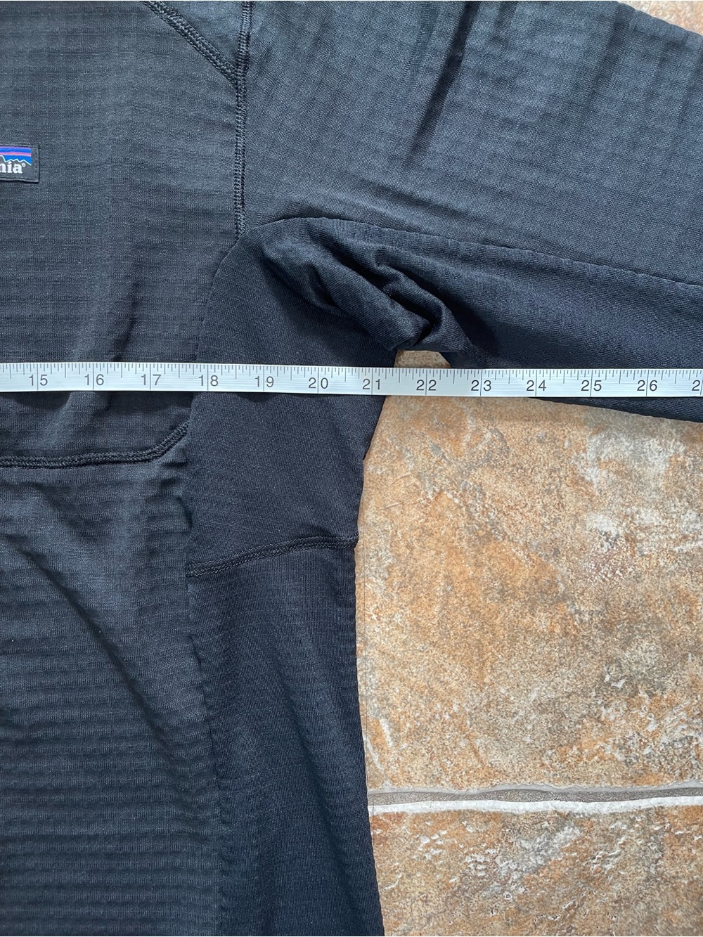 Men's R1® Fleece Pullover - Picture 5 of 7